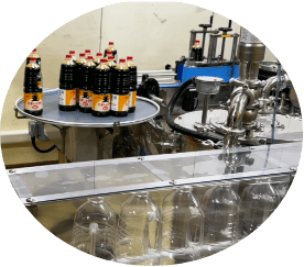 探索酱油飘香的传统工厂！